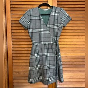 ‼️MOVING SAME ❗️ Zara Plaid Mini Wrap Dress